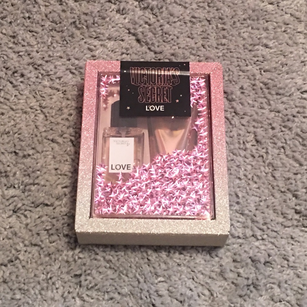 Victoria’s Secret LOVE Gift Set